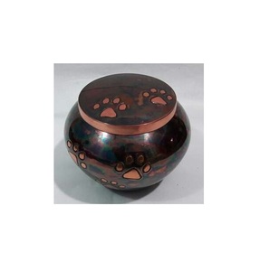 Urna Funeraria de Latón Premium con Huella de Pata para Mascotas, Urna Conmemorativa de Metal Hecha a Mano de Lujo para Cenizas de Perros y Gatos, Proveedor Mayorista OEM. - Product Image 3
