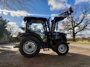 Tractor LOVOL de 70 HP con Tracción en las 4 Ruedas y Cargador Frontal - Product Image 4