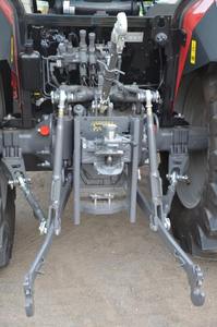 Tracteur Massey Ferguson 4710 2020 avec chargeurs avant et arrière, capacité de charge nominale de 45 tonnes, moteur Yunnei - Product Image 4