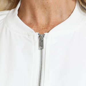 Chaquetas Bomber para Mujer, Corte Regular, Diseño y Colores Personalizados, Nueva Colección de Invierno, Diseño de Moda - Product Image 4