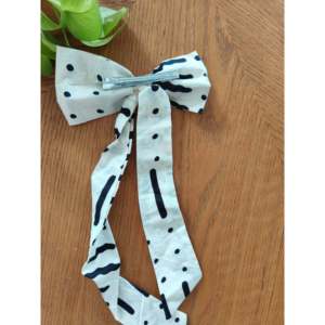 Lazo Casual Yin Yang Blanco con Lino de Algodón y Clip Metálico para Uso Unisex que Realza tu Estilo - Product Image 2
