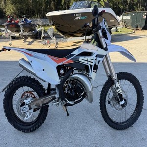 Motocicleta Todoterreno de 250cc 2021, Motocross de Alto Rendimiento para Senderos y Enduro - Product Image 1