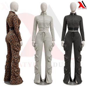 Ensemble 2 pièces pour femme ATYPE INDUSTRY, très demandé, avec crop top à capuche et pantalon cargo à fermeture éclair, couleur unie, tenue de sport décontractée - Product Image 2