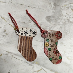 Adorno Navideño de Cuero Auténtico Hecho a Mano, Decoración Colgante de Árbol de Navidad PARA EL Hogar Inteligente - Product Image 3