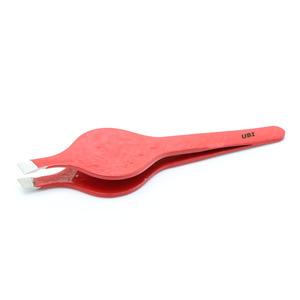 Pince à épiler artisanale en acier à haute teneur en carbone, à pointe inclinée, pour sourcils, poils du visage, élimination des éclats et des poils incarnés - Légère et durable - Product Image 2