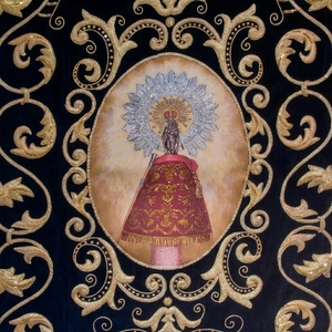 Bannière liturgique de luxe en velours, personnalisée, brodée à la main avec du fil doré, drapeau religieux catholique pour l'église avec franges - Product Image 5