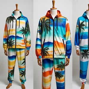 Chándal de nailon cortavientos para hombre al por mayor, conjunto de pantalones cortos de 2 piezas, ropa de calle reflectante, ropa deportiva de verano con logotipo personalizado OEM - Product Image 1