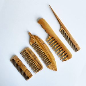 Peine de madera de sándalo, peines para el cabello para mujeres, peine de madera de melocotón antiestático Premium - Product Image 3