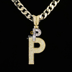 Fabuleux Hip Hop "P" initiale personnalisée lettre pendentif glacé avec diamants Moissanite ronds et taille baguette or rose 10 carats - Product Image 5