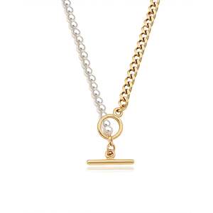 Collier Jeulia Everyday avec chaîne cubaine en or et demi-perles, fermoir à bascule - Product Image 1