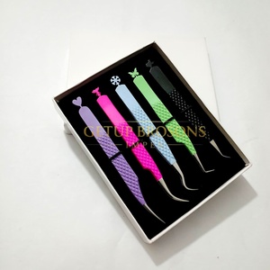 Famous Styles Cutout Diamond Grip <b>Silver</b> Tip Stainless Steel Anti-Magnetic Anti-Static Eyelash Extension Tweezers Custom Logo - Product Image 5