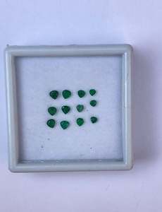 พลอยมรกตธรรมชาติคุณภาพสูง น้ำหนัก 1.25 กะรัต สีเขียว สำหรับนักออกแบบเครื่องประดับทำมือระดับพรีเมียม - Product Image 5