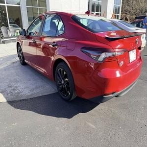 Toyota Camry 2024 Cabriolet d'occasion en parfait état avec caméra de recul, sièges en tissu, conduite à gauche, faible kilométrage - Product Image 5