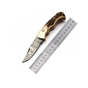 Cuchillo plegable de acero de Damasco hecho a mano de alta calidad, agarre de madera cómodo, cuchillos de hoja fija personalizables OEM para senderismo - Product Image 6