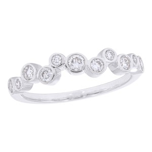 Anillo de boda de burbujas de moissanita cultivadas en laboratorio redondo de 0,44 quilates en oro de 10K/14K/18K y plata de ley - Product Image 4