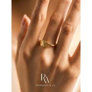 Anillo de Sello Geométrico Chapado en Oro Resistente al Deslustre, Impermeable, Estilo Delicado Apilable - Product Image 4