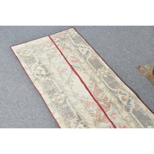 Alfombra Turca de 1.6x12.5 pies, Alfombra Vintage, Alfombra a Rayas Blancas y Rojas - Product Image 5