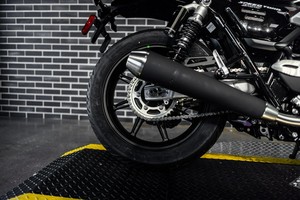 NUEVA Motocicleta Triumph SPEED TWIN 900 2026, Nueva Motocicleta de Aventura - Product Image 3