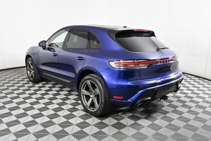 LIMPIO USADO 2023 P o r s c h e Macan AWD - Product Image 6
