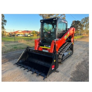 Minicargadora Kubota SVL75-2 de funcionamiento suave con joysticks de control piloto, motor de 74 hp y 2 velocidades de desplazamiento - Product Image 2