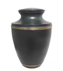 Urne funéraire en métal pour cendres humaines adultes, grande urne funéraire artisanale, disponible en laiton et en aluminium - Product Image 4