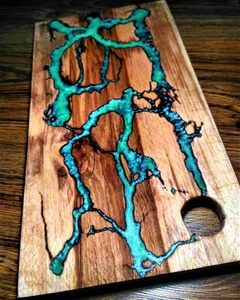 Planche à découper en bois et résine, nouvelle conception, fabriquée à la main en Inde, pour les fêtes de bureau et les restaurants, dernier design. - Product Image 5