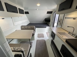 Autocaravana Usada International RV Liv 201QB Modelo 2024 Disponible para la Venta - Product Image 6