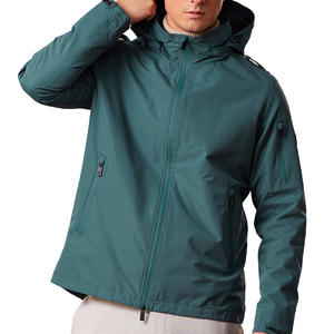 Veste coupe-vent de haute qualité personnalisée, veste de randonnée pour hommes, veste d'extérieur confortable, imperméable - Product Image 1