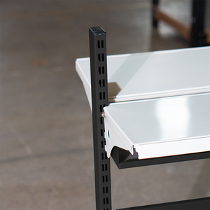 Présentoir métallique autoportant moderne avec revêtement en poudre, personnalisé pour le merchandising en magasin, par le fabricant vietnamien ADong – Qualité supérieure - Product Image 4