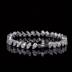 Bracelet tennis en diamant de forme poire contemporain, or blanc 14 carats, diamant de laboratoire cultivé, 8x4 mm, VS1, E F, certifié, fournisseur OEM ODM pour l'exportation - Product Image 6