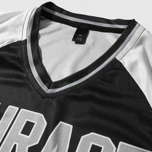 Maillot de football américain 2026 en gros et de haute qualité, impression de maillot pour # 12 maillots de taille américaine BRADY, t-shirts pour hommes - Product Image 3