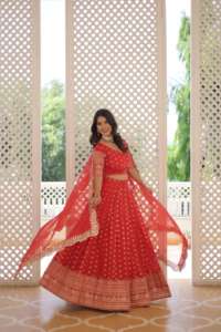 Hermoso traje de diseñador Pure Dyable Lehenga Choli & Dupatta con viscosa Jacquard Trabajo Compras en línea Mujer Exportador de moda - Product Image 5