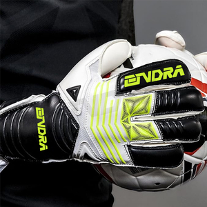 Gants de gardien de but en latex de haute qualité 4MM nouvelle conception allemande pour une utilisation en extérieur - Product Image 3