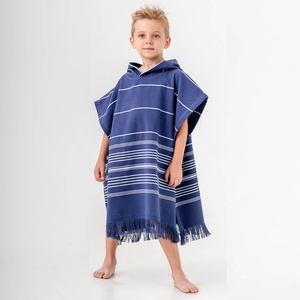 Serviette à capuche pour enfants Sense Kids, rayures ton sur ton, âges 2-5 ans, 100% coton - Product Image 3