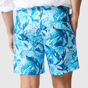 Shorts de bain pour hommes personnalisés OEM, séchage rapide, confortables, élégants, motif uni, logo frontal, glands, cordon de serrage de haute qualité - Product Image 4