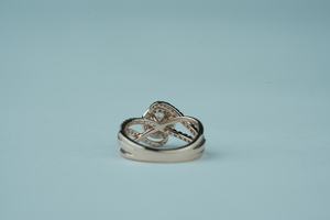 แหวนเพชรสำหรับปลูกในห้องปฏิบัติการสุดหรูทรงกลม VS1ชัดเจนได้รับการรับรอง IGI SGL โกลด์โรสโกลด์ - Product Image 4