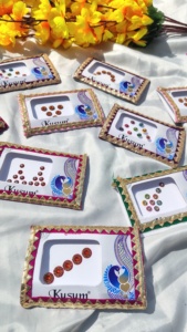 Çok renkli <span class=keywords><strong>Bindi</strong></span> hint Kumkum makyaj Tilak uzun kristal <span class=keywords><strong>Bindi</strong></span> hint noktalar kozmetik öğeleri şık aksesuarları alın Sticker