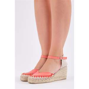 Alpargata cerrada con punta en cuña - Product Image 5