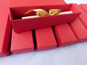 Invitaciones de Pergamino Real |   Pergamino Hecho a Mano Estilo Antiguo con Varillas de Madera para Bodas y Eventos Especiales - Product Image 5