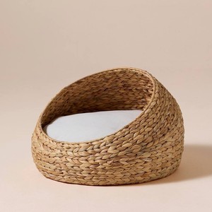Handmade <b>pet</b> bed with <b>pillow</b> sustainable water hyacinth basket beds weave baskets for <b>pets</b> - Product Image 4