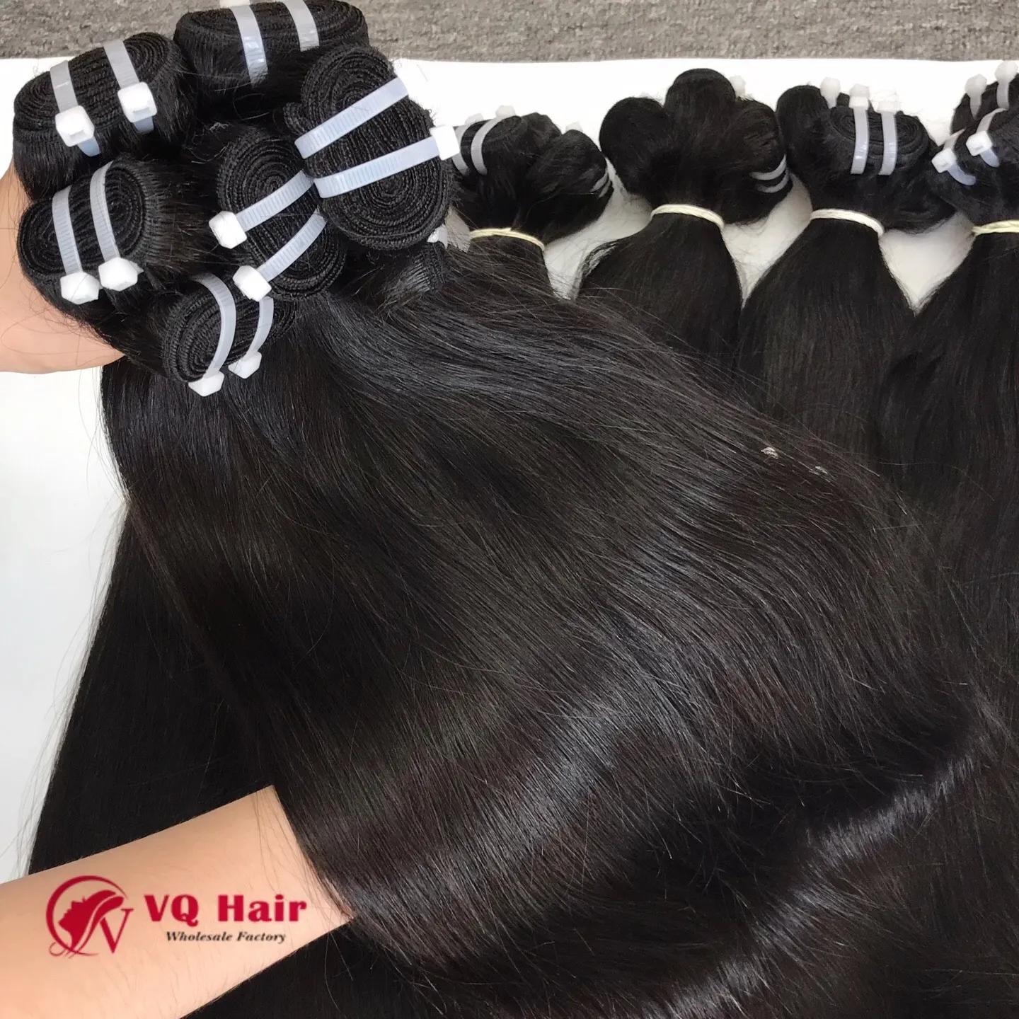 Prix de gros Super Double Drawn Virgin Remy Extensions de cheveux humains vietnamiens Trame de cheveux Paquets de tissage de couleur naturelle