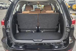 SUV Diésel Turbo de 2.4 L, 7 Plazas, Bajo Kilometraje, Nunca Accidentado, Transmisión Automática, 32 Km - Product Image 3