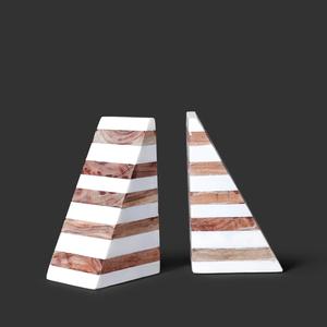 Serre-livres en résine unique vintage au design contemporain pour l'obtention du diplôme et la rentrée - Product Image 4