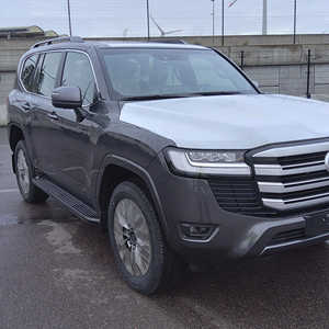 ÚLTIMO MODELO USADO TOYOTA LANDCRUISER 300 V6 VXR ZX DE 7 PLAZAS - Product Image 1