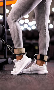 Sangle de cheville de sport en néoprène avec logo personnalisé, anneau en D, rembourrage épais, réglable, accessoire d'entraînement pour hommes et femmes - Product Image 4