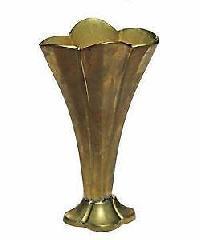 Home Decoration Metal Flower Vase Wholesaler & Manufacturer Handmade Design Brass Metal Flower Vase - Product Image 3