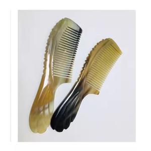 Peigne en corne naturelle de la meilleure qualité et utilisation personnelle et en magasin dans l'agate de conception de personnalisation en corne naturelle - Product Image 2