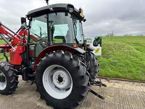 Massey Ferguson 130hp S tracteur tracteur agricole à roues haute puissance avec composants de base moteur moteur pompe à engrenages boîte de vitesses - Product Image 4