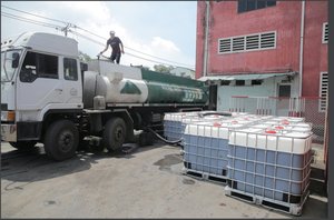 Melaza de Caña de Azúcar Cruda de la MEJOR CALIDAD de Vietnam Lily en Botella 100% Pura Marrón - Product Image 3