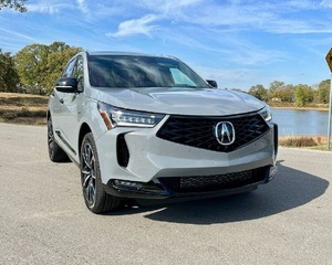 Acura ADX 2025, Crossover de 4 Puertas, Listo para Enviar - Product Image 1